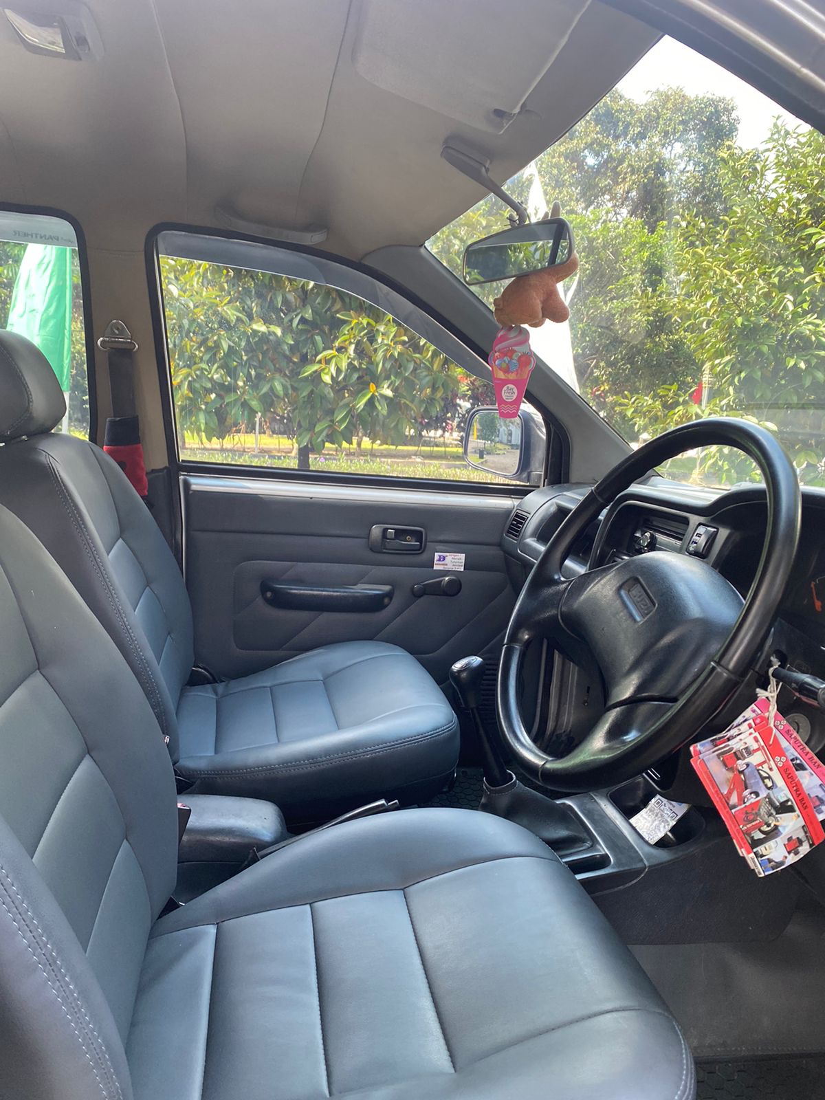 2005 Isuzu Panther LM 2.5L MT 2005 Isuzu Panther LM 2.5L MT