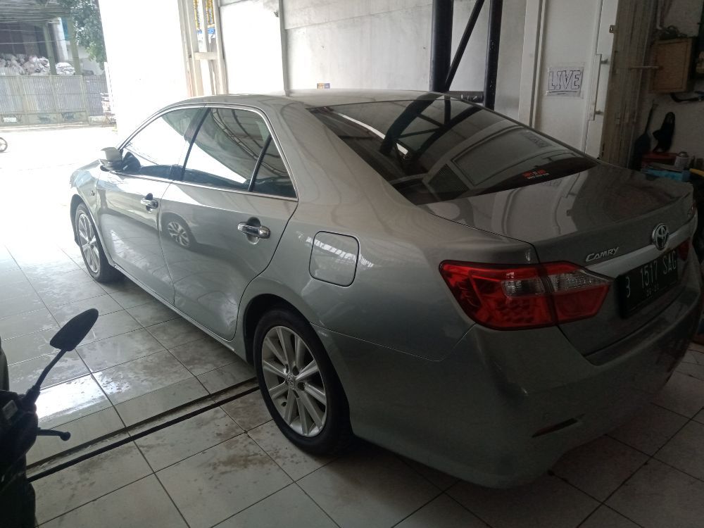 Used 2012 Toyota Camry  2.4 V AT 2.4 V AT for sale
