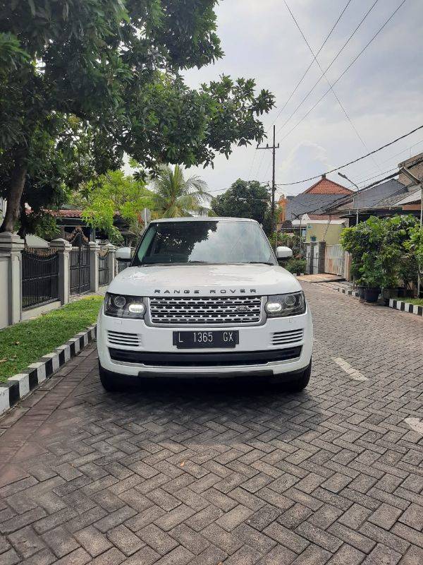 Used 2013 Land Rover Range Rover Vogue 4x4at 4x4at
