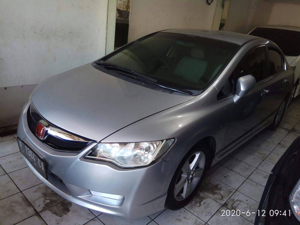 Beli mobil bekas
