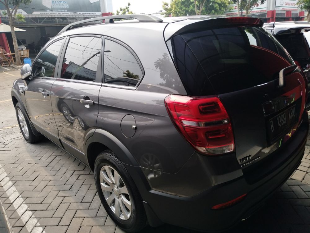 Used 2014 Chevrolet Captiva 2.4 Petrol AT FWD LS 2.4 Petrol AT FWD LS for sale