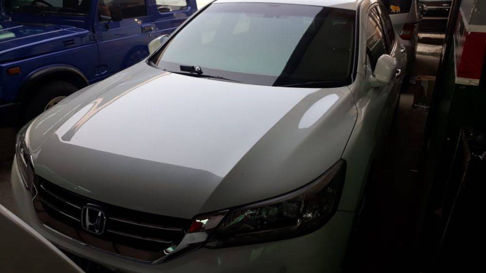Old 2013 Honda Accord  2.4L VTi-L 2.4L VTi-L
