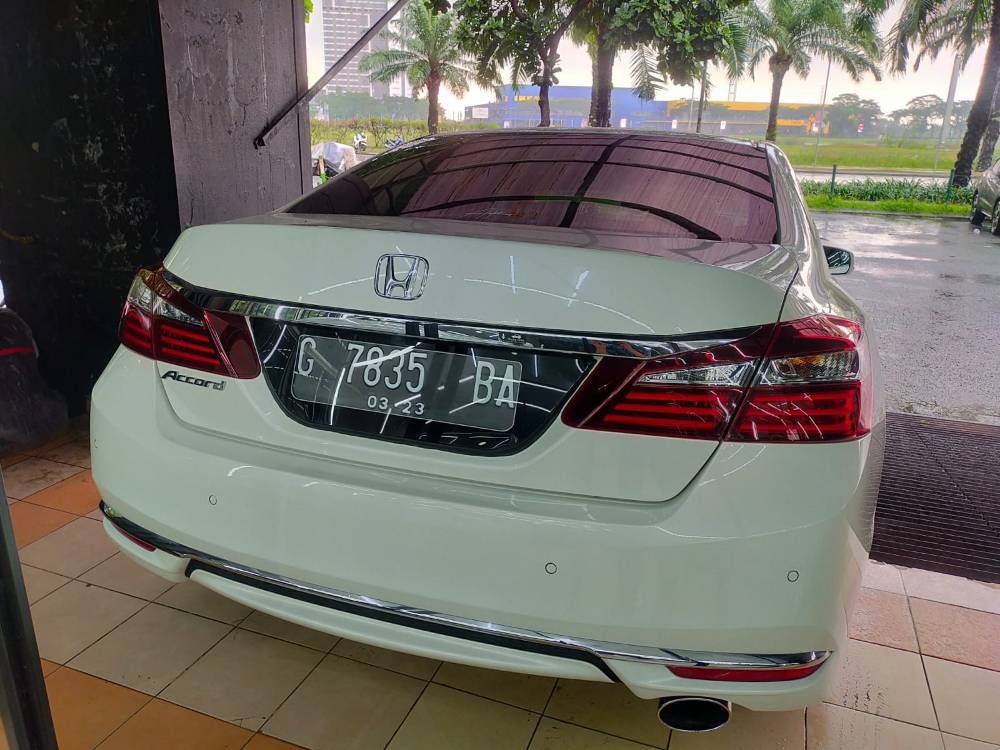 Beli mobil bekas