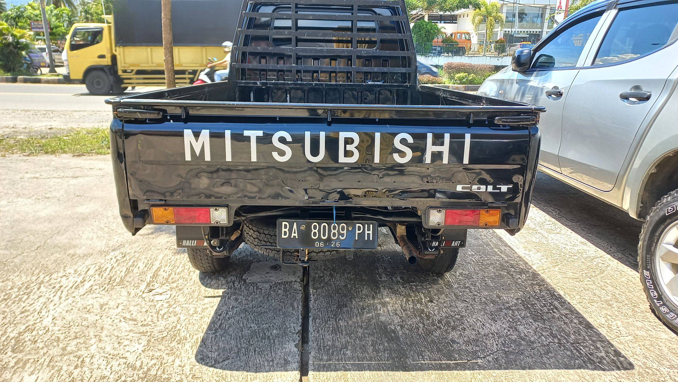 Used 2020 Mitsubishi L300 Pickup Standard Pickup Standard