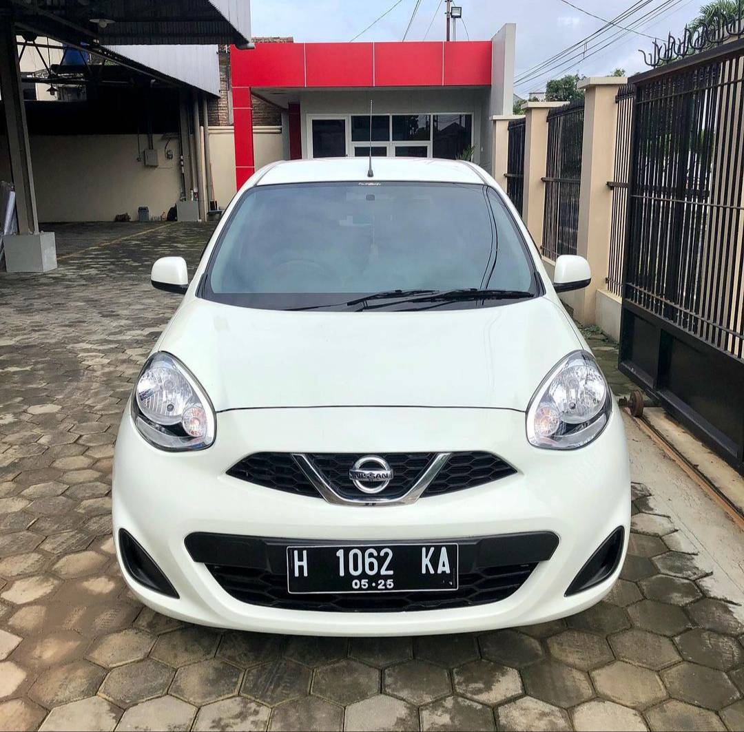 Old 2015 Nissan March  1.2 AT 1.2 AT