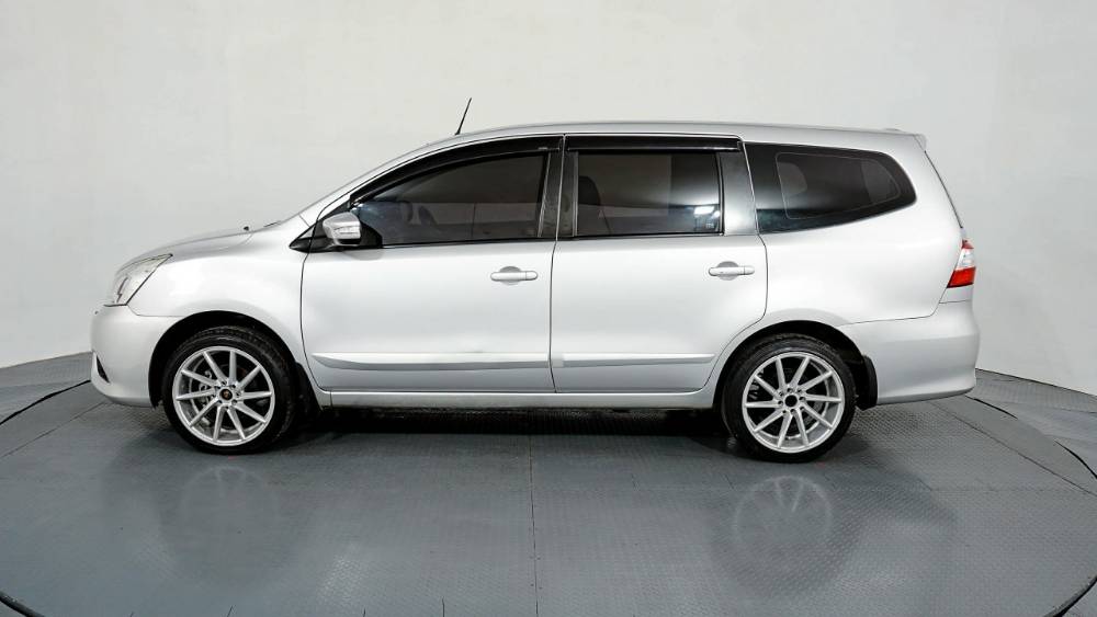Used 2017 Nissan Grand Livina 1.5 XV MT 1.5 XV MT for sale