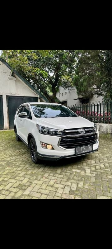 Used 2018 Toyota Kijang Innova 2.4 Q M/T DIESEL VENTURER BASIC 2.4 Q M/T DIESEL VENTURER BASIC for sale
