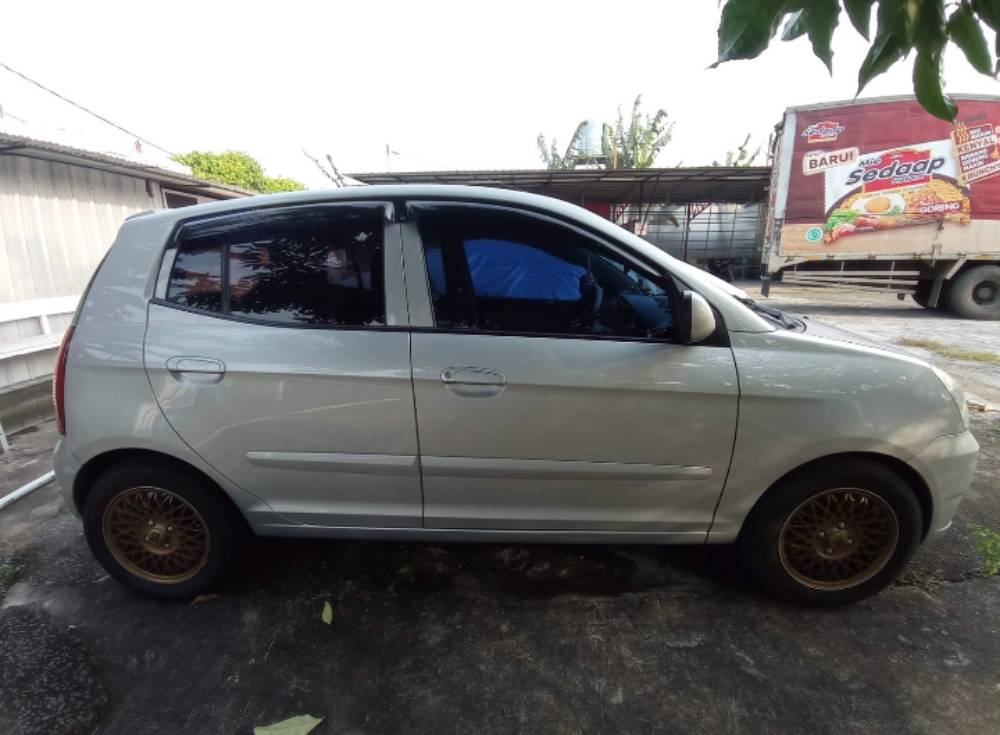 Old 2007 Kia Picanto 1.1L AT 1.1L AT