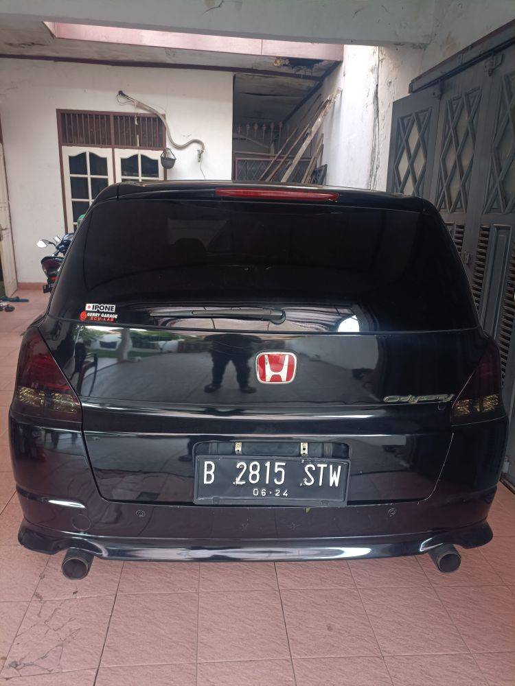 Old 2004 Honda Odyssey Absolute 2.4L AT Absolute 2.4L AT