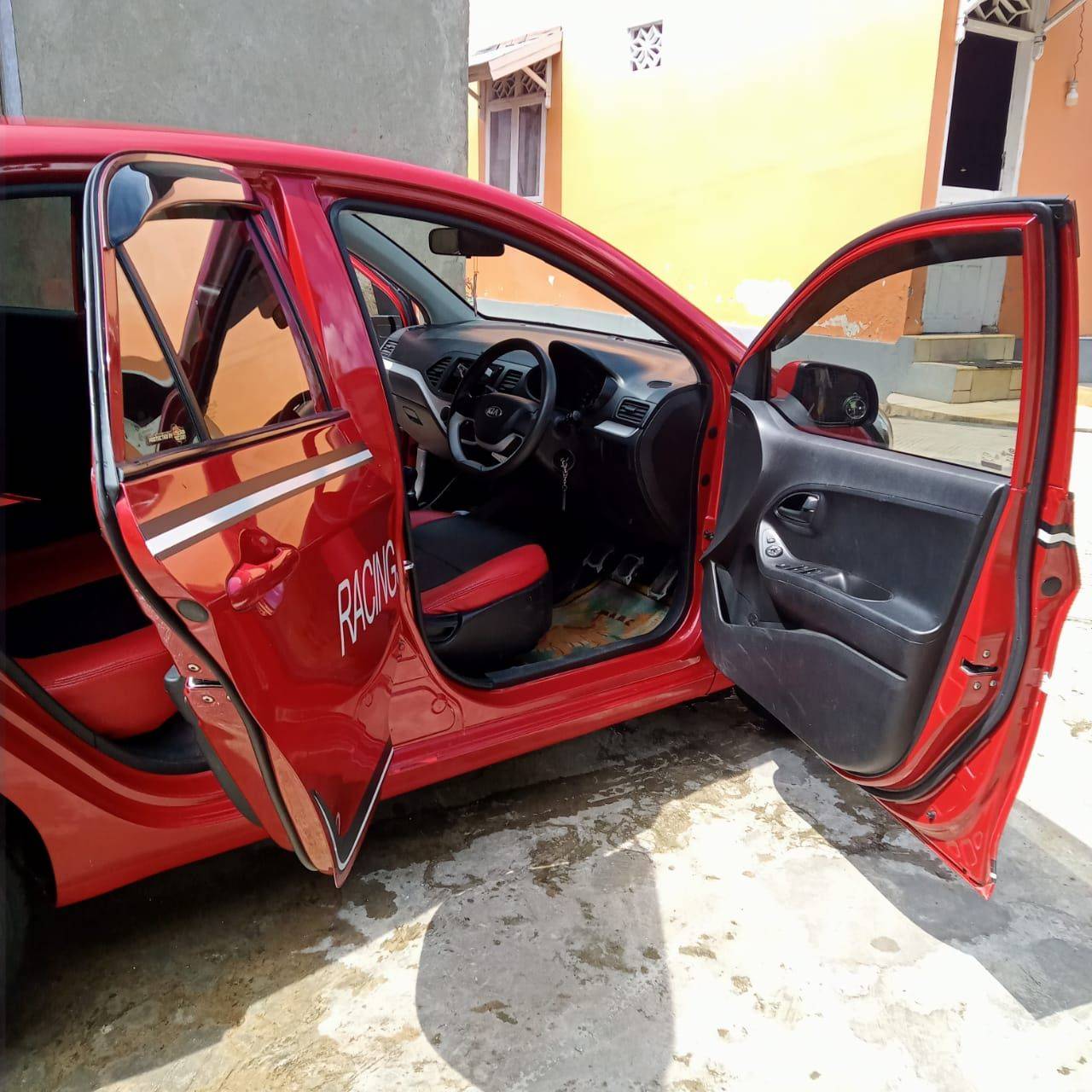 2013 KIA Picanto SE 1.2L MT SE 1.2L MT tua