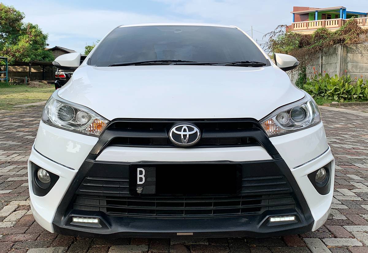 2016 Toyota Yaris TRD Sportivo CVT Sportivo CVT bekas