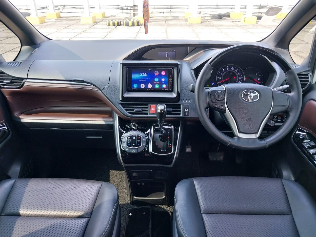 2018 Toyota Voxy 2018 Toyota Voxy