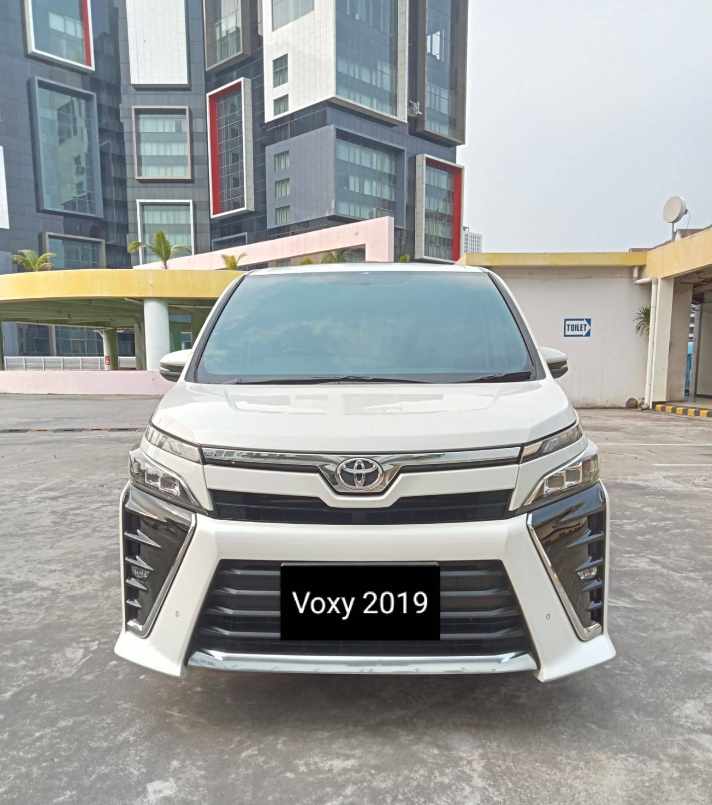 Used 2019 Toyota Voxy 2.0L AT 2.0L AT