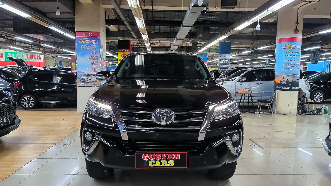 2016 Toyota Fortuner 2.4 VRZ AT Bekas 2016 Toyota Fortuner 2.4 VRZ AT Bekas
