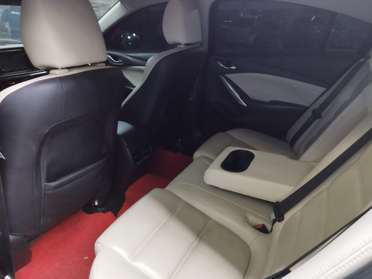 2014 Mazda 6  2.5L Sedan AT 2014 Mazda 6  2.5L Sedan AT