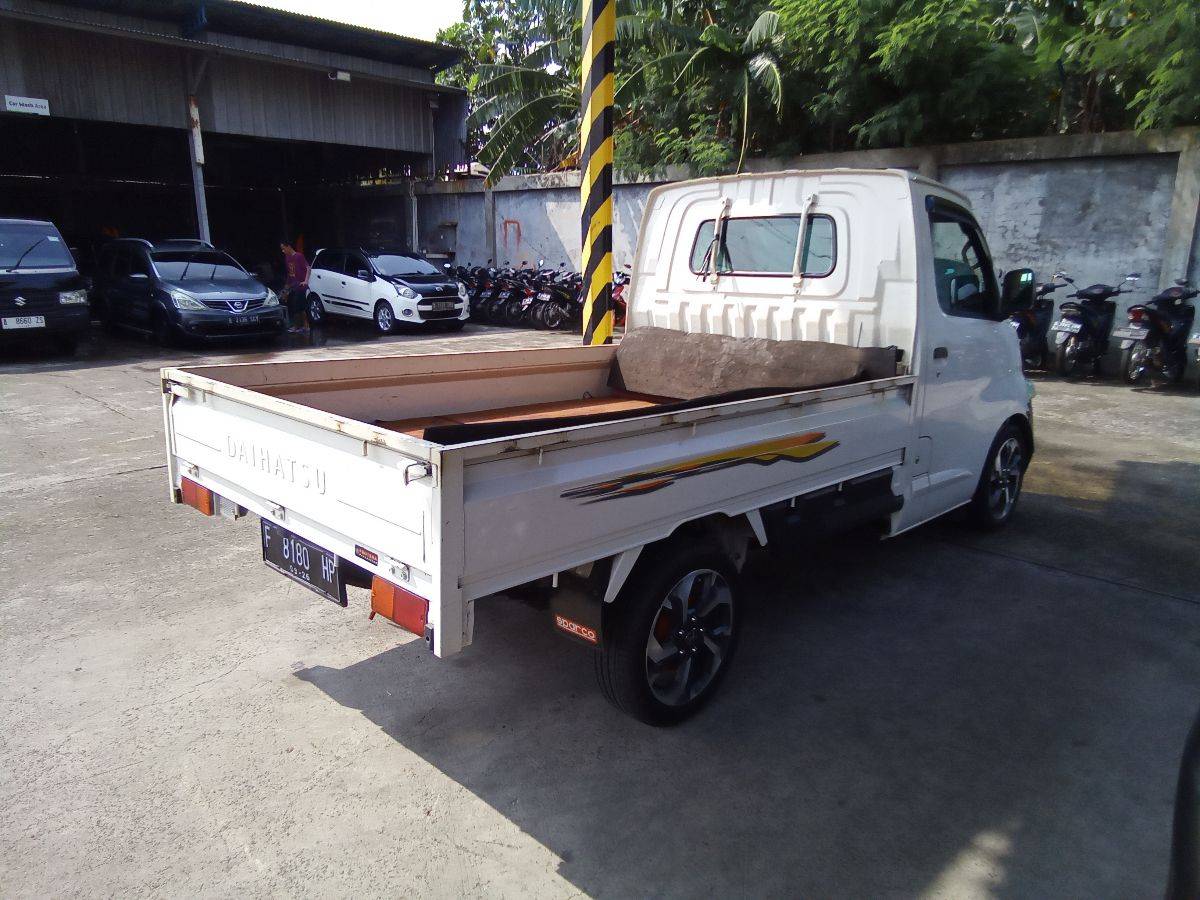Old 2021 Daihatsu Gran Max PU Pick-up 1.5L Pick up MT Pick-up 1.5L Pick up MT