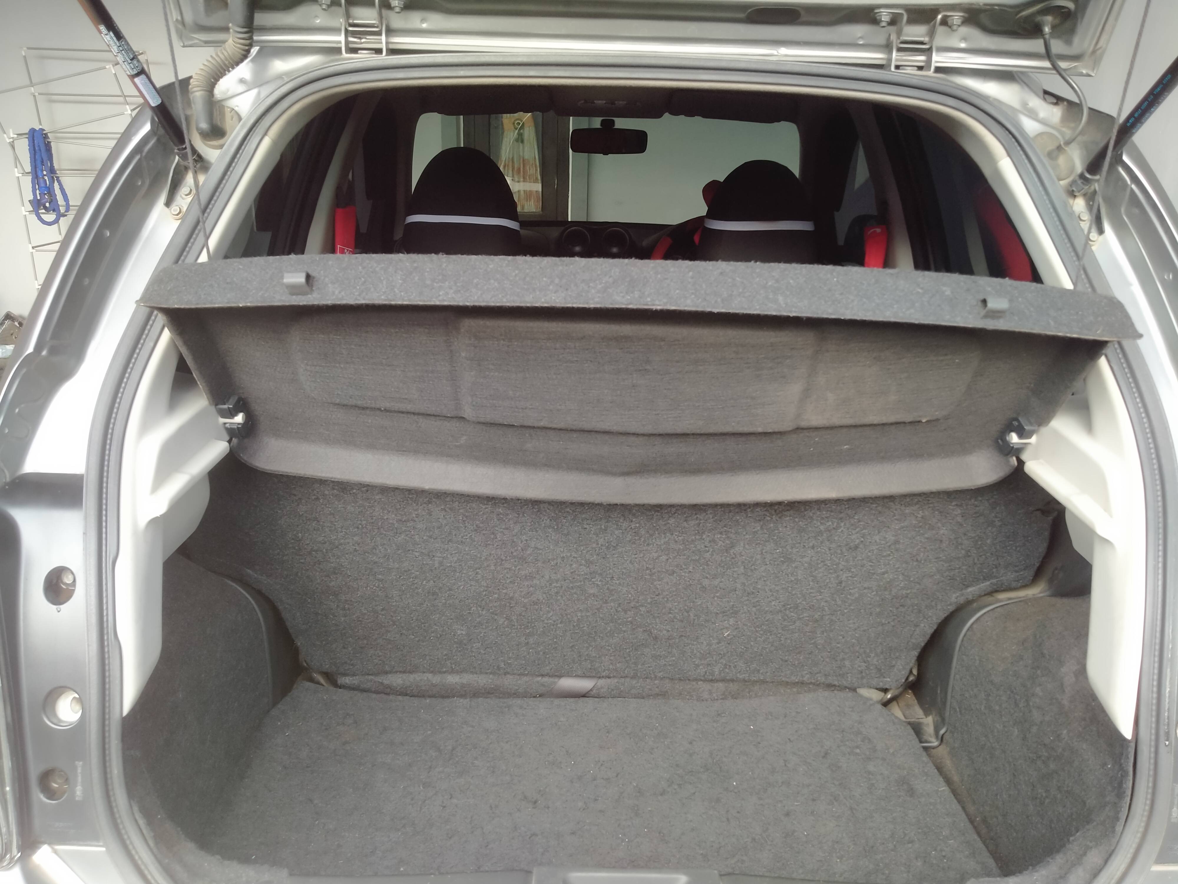 2011 Nissan March  1.2 MT 2011 Nissan March  1.2 MT