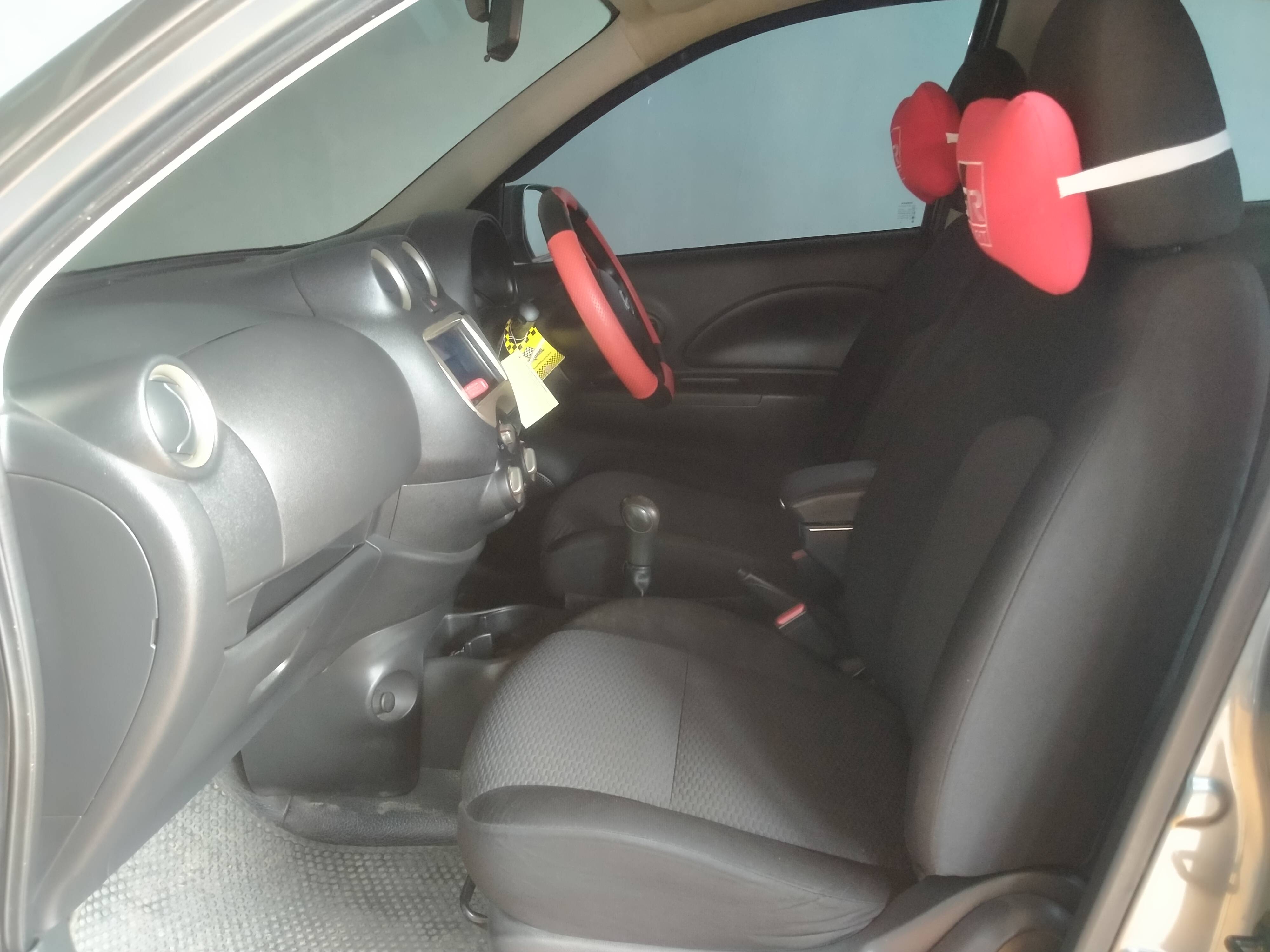 2011 Nissan March  1.2 MT 2011 Nissan March  1.2 MT