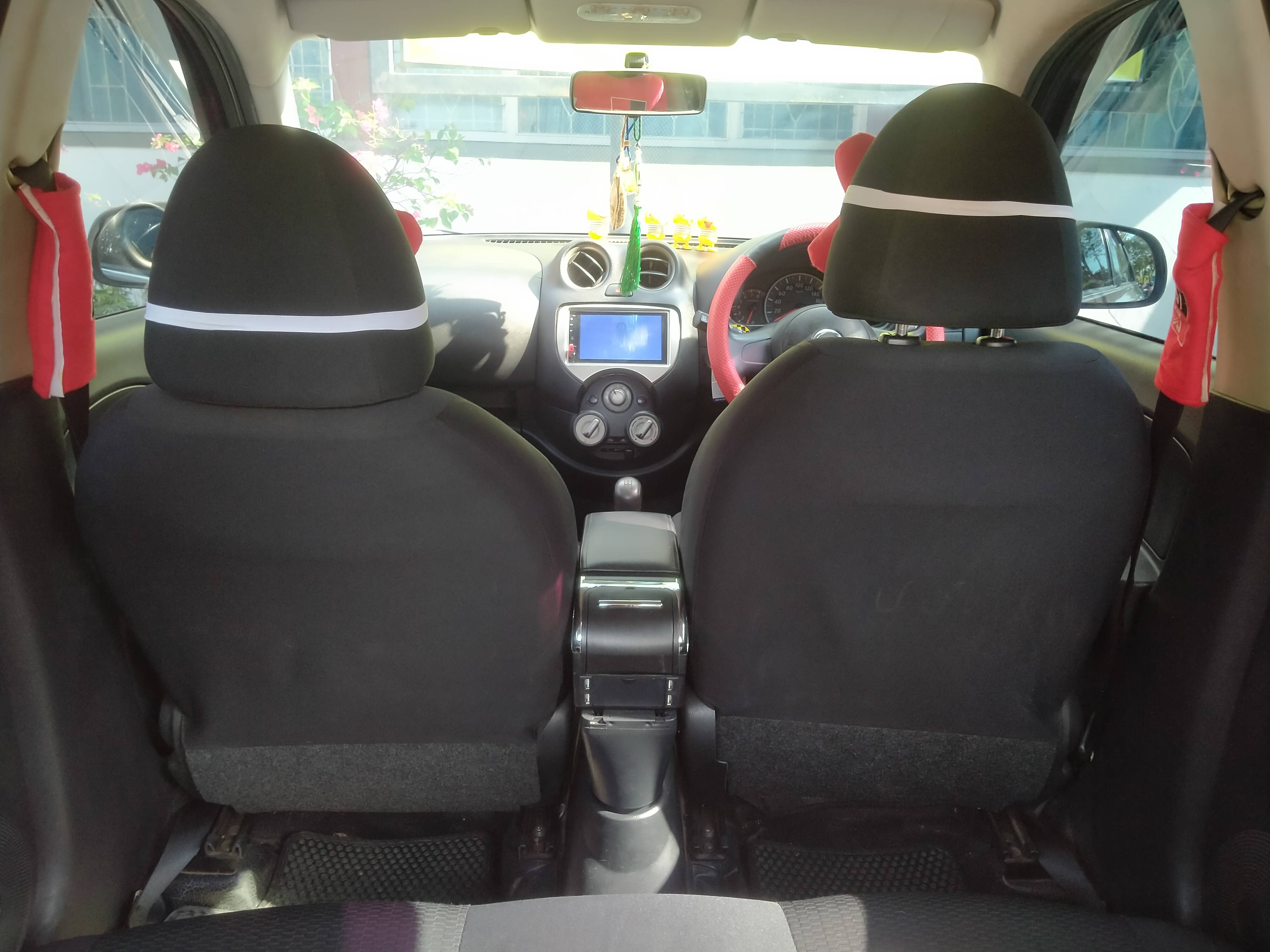 2011 Nissan March  1.2 MT 2011 Nissan March  1.2 MT