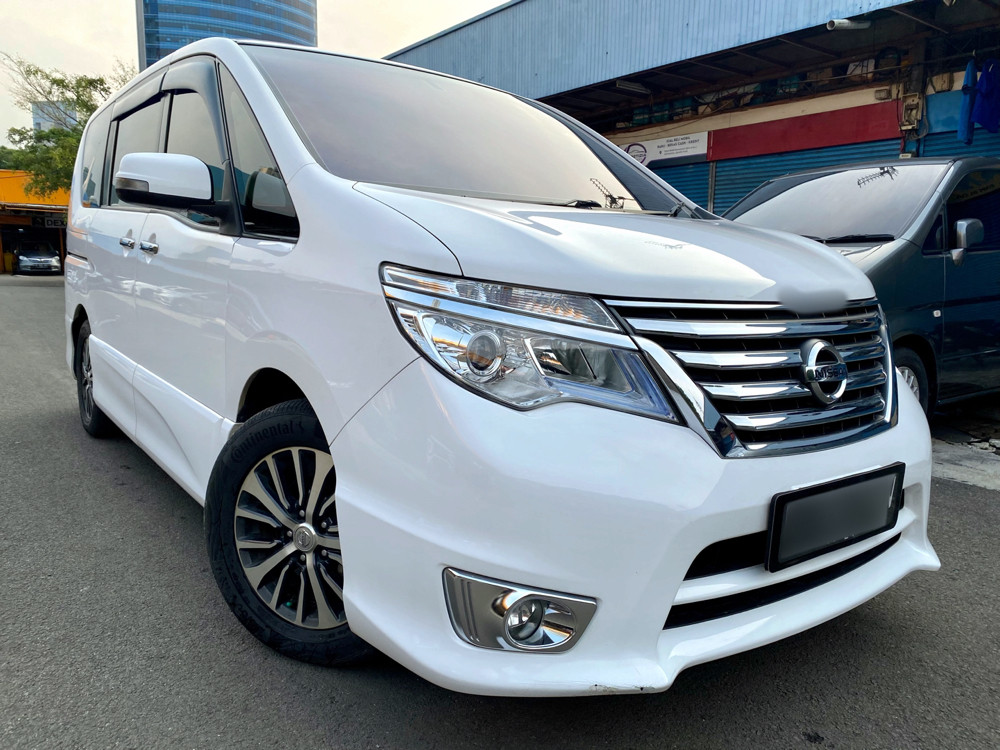2015 Nissan Serena 2015 Nissan Serena