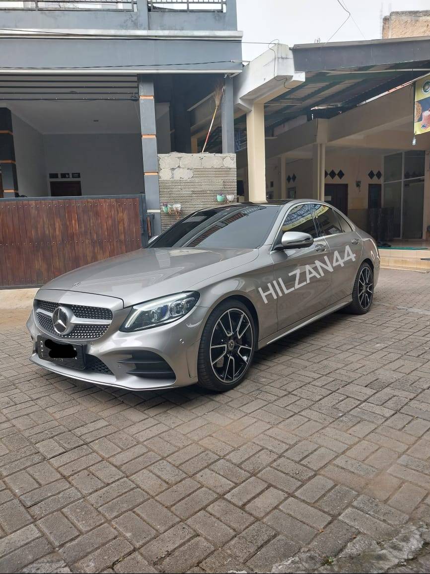 2020 Mercedes Benz C-Class Sedan C 300 AMG Line Bekas 2020 Mercedes Benz C-Class Sedan C 300 AMG Line Bekas