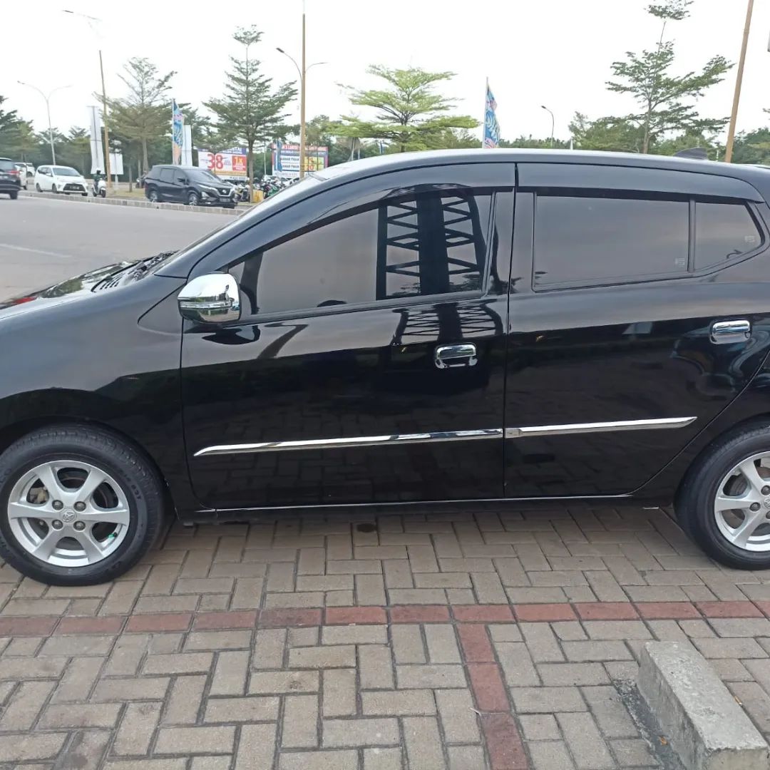 2016 Toyota Agya 1.0L G M/T 2016 Toyota Agya 1.0L G M/T