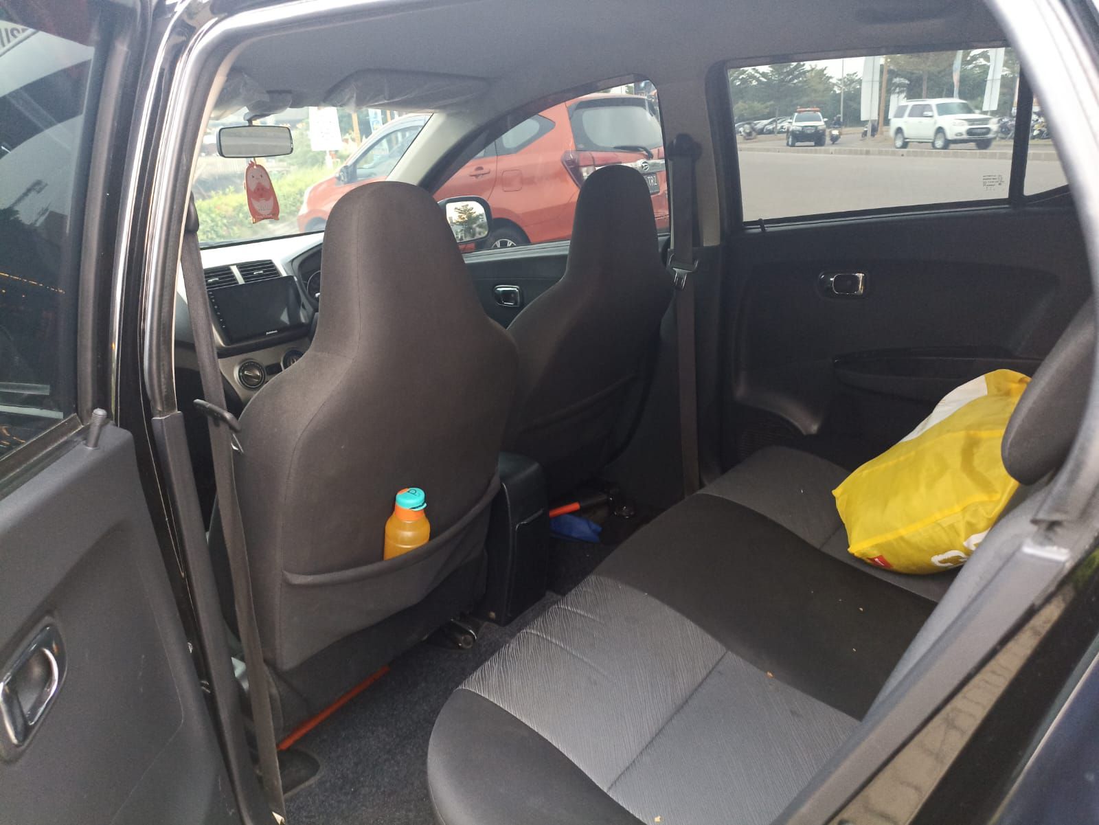 2016 Toyota Agya 1.0L G M/T 2016 Toyota Agya 1.0L G M/T