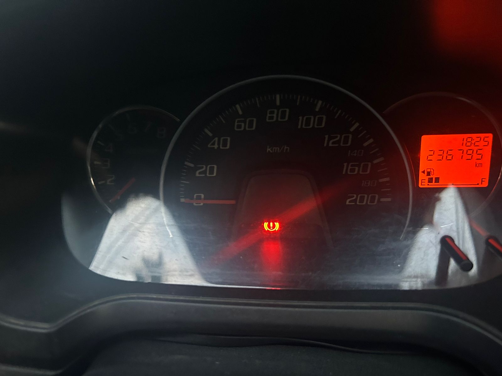 2016 Daihatsu Ayla  2016 Daihatsu Ayla