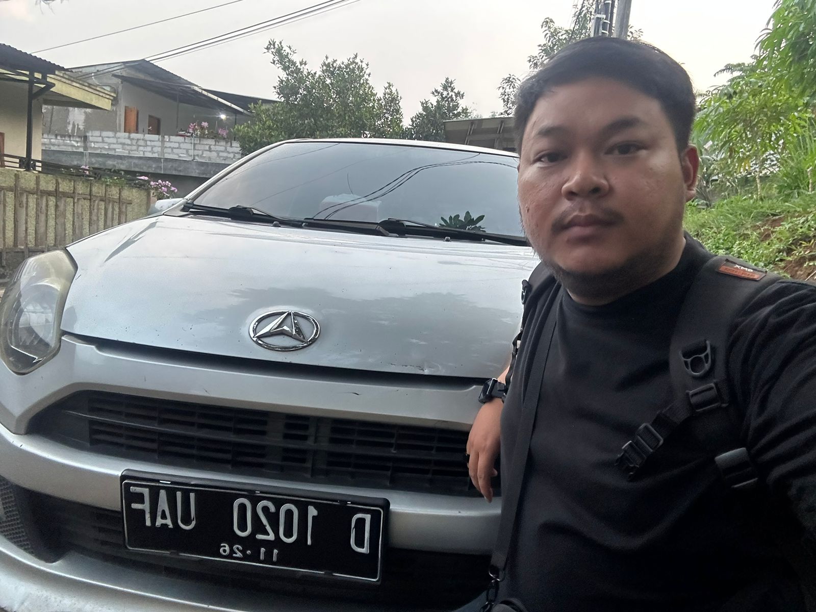 2016 Daihatsu Ayla  2016 Daihatsu Ayla