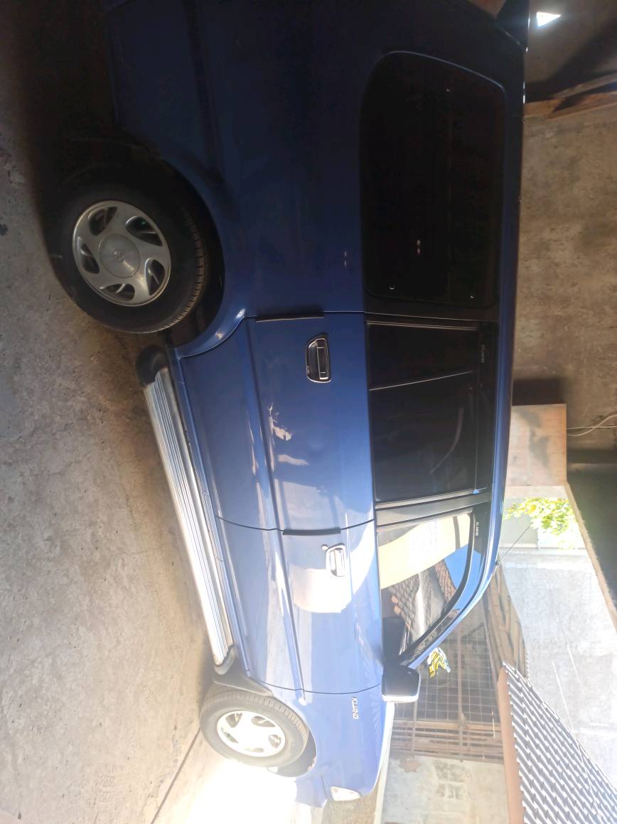 2000 Toyota Kijang  1.8L LGX 2000 Toyota Kijang  1.8L LGX