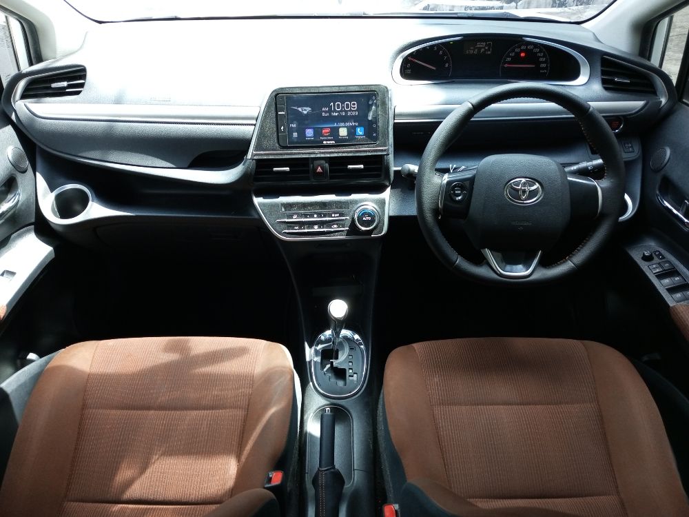 Used 2018 Toyota Sienta 1.5 V CVT FROMAGE TRIM 1.5 V CVT FROMAGE TRIM for sale