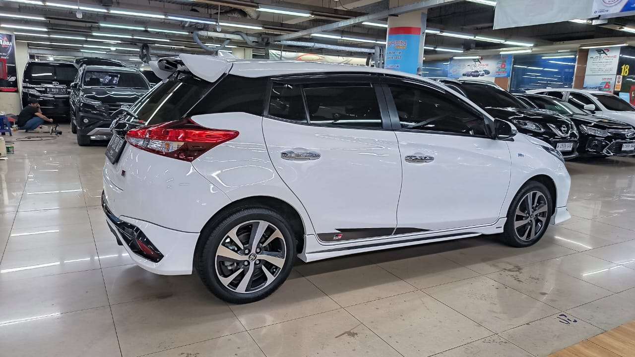 2021 Toyota Yaris 2021 Toyota Yaris