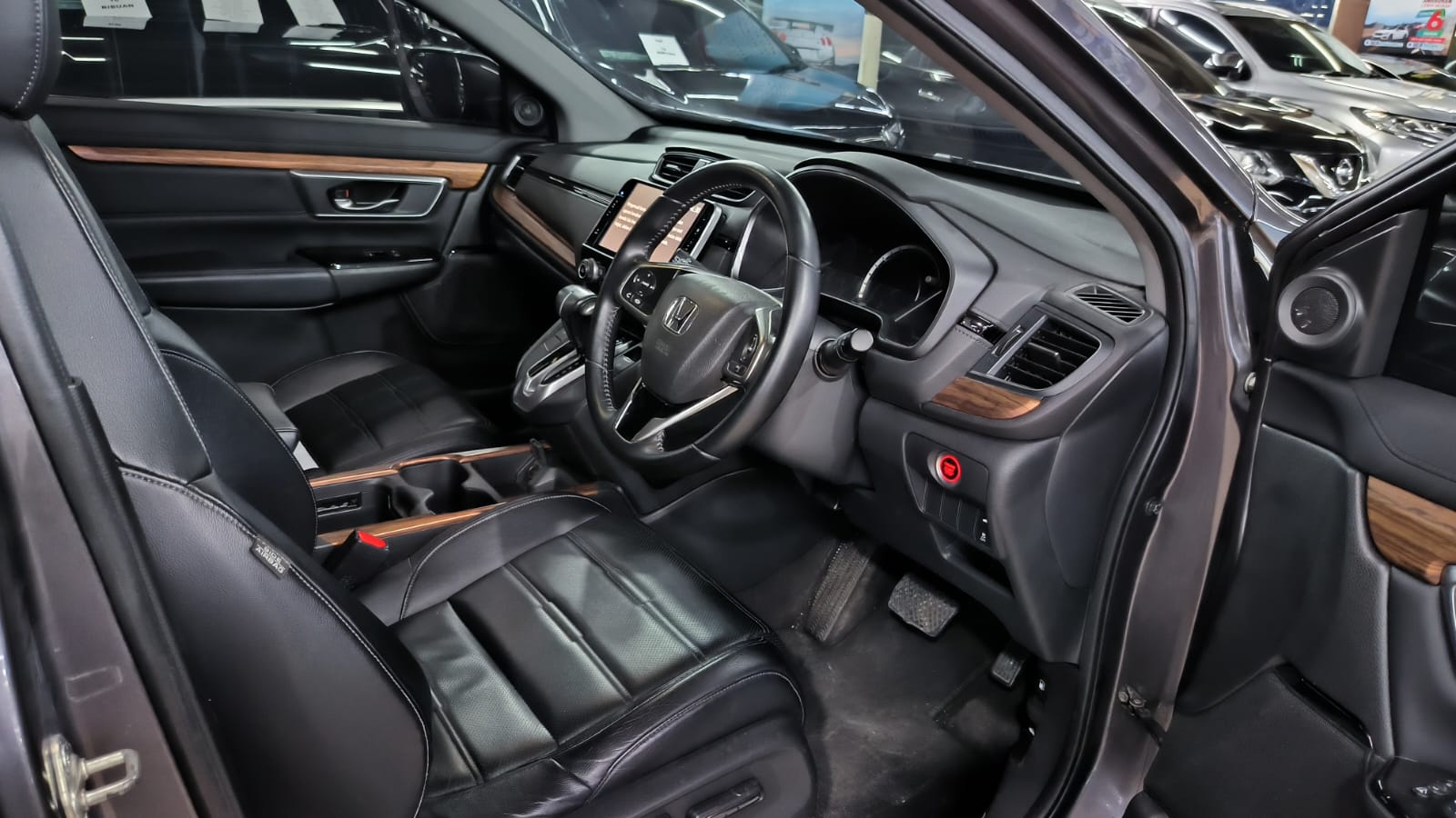 2017 Honda CRV  1.5 TURBO PRESTIGE 2017 Honda CRV  1.5 TURBO PRESTIGE