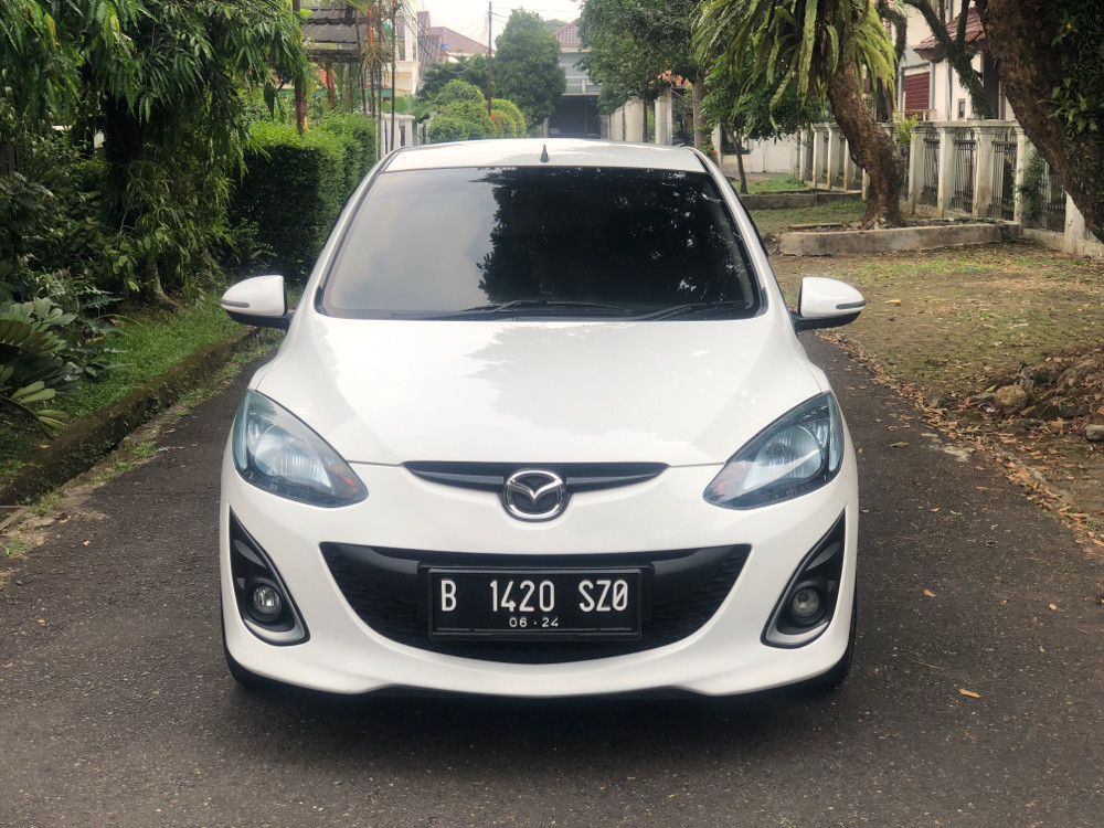 2012 Mazda 2 Sedan 2012 Mazda 2 Sedan