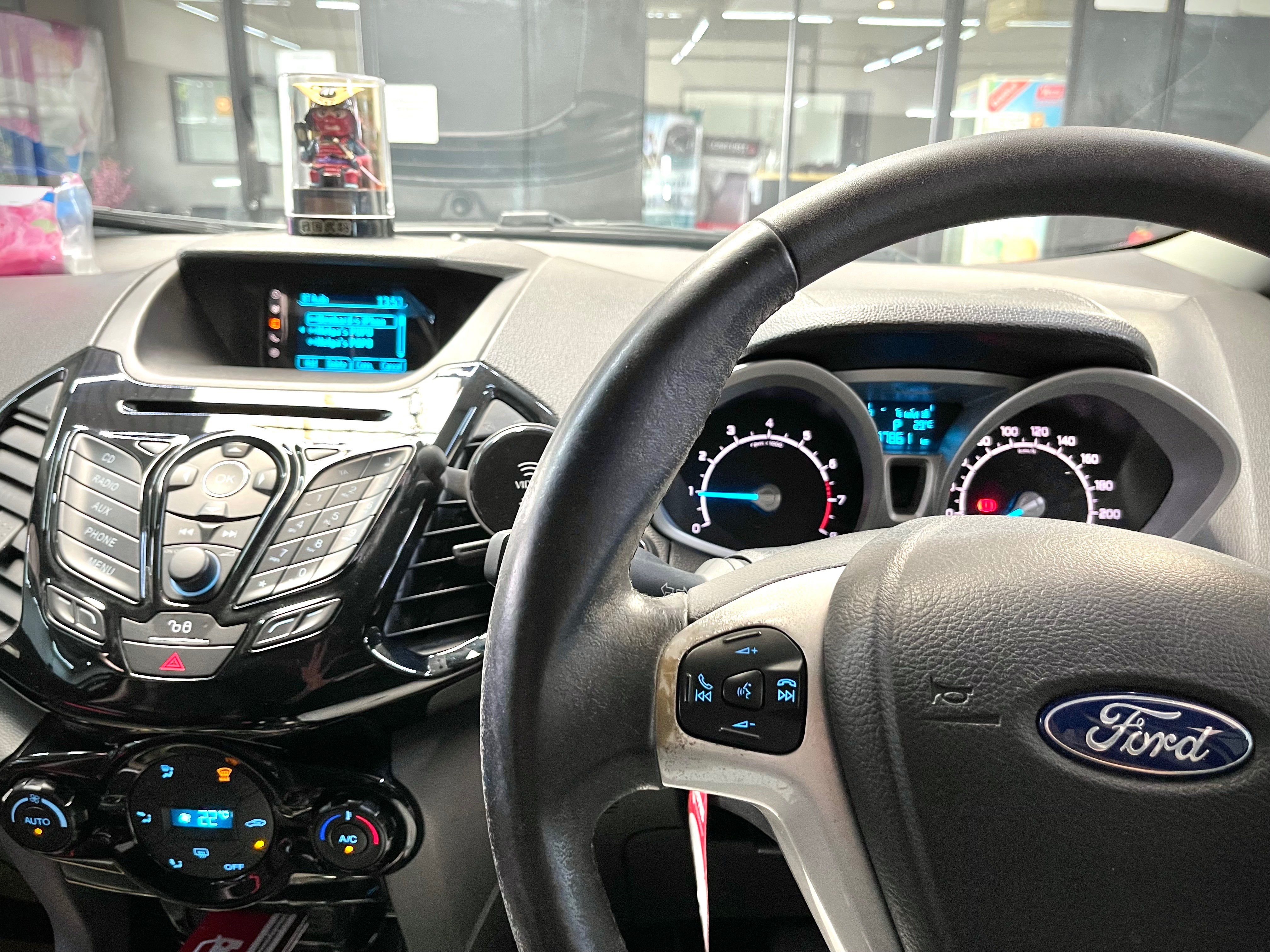 2015 Ford Ecosport Titanium1.5L AT 2015 Ford Ecosport Titanium1.5L AT