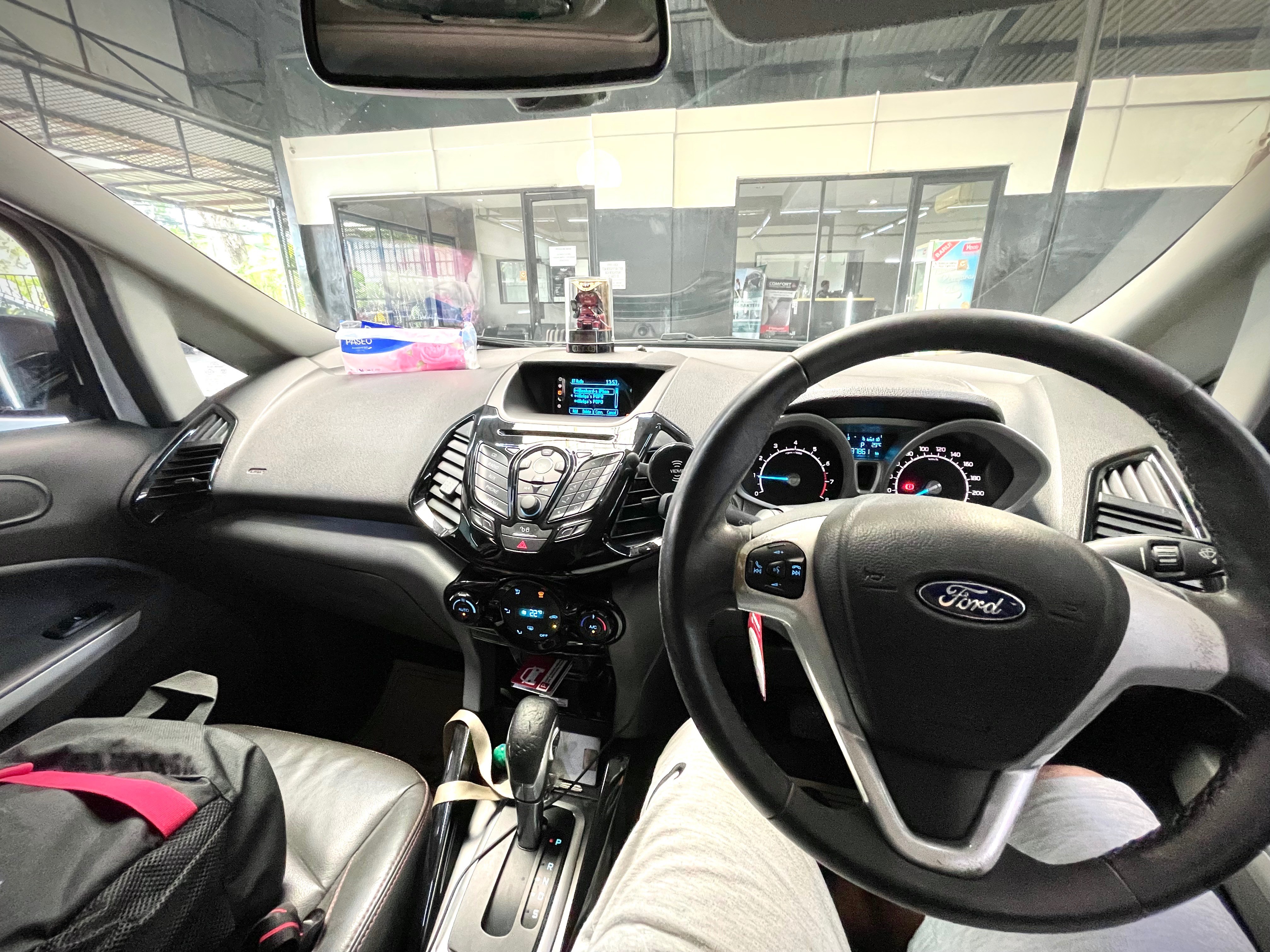 2015 Ford Ecosport Titanium1.5L AT 2015 Ford Ecosport Titanium1.5L AT