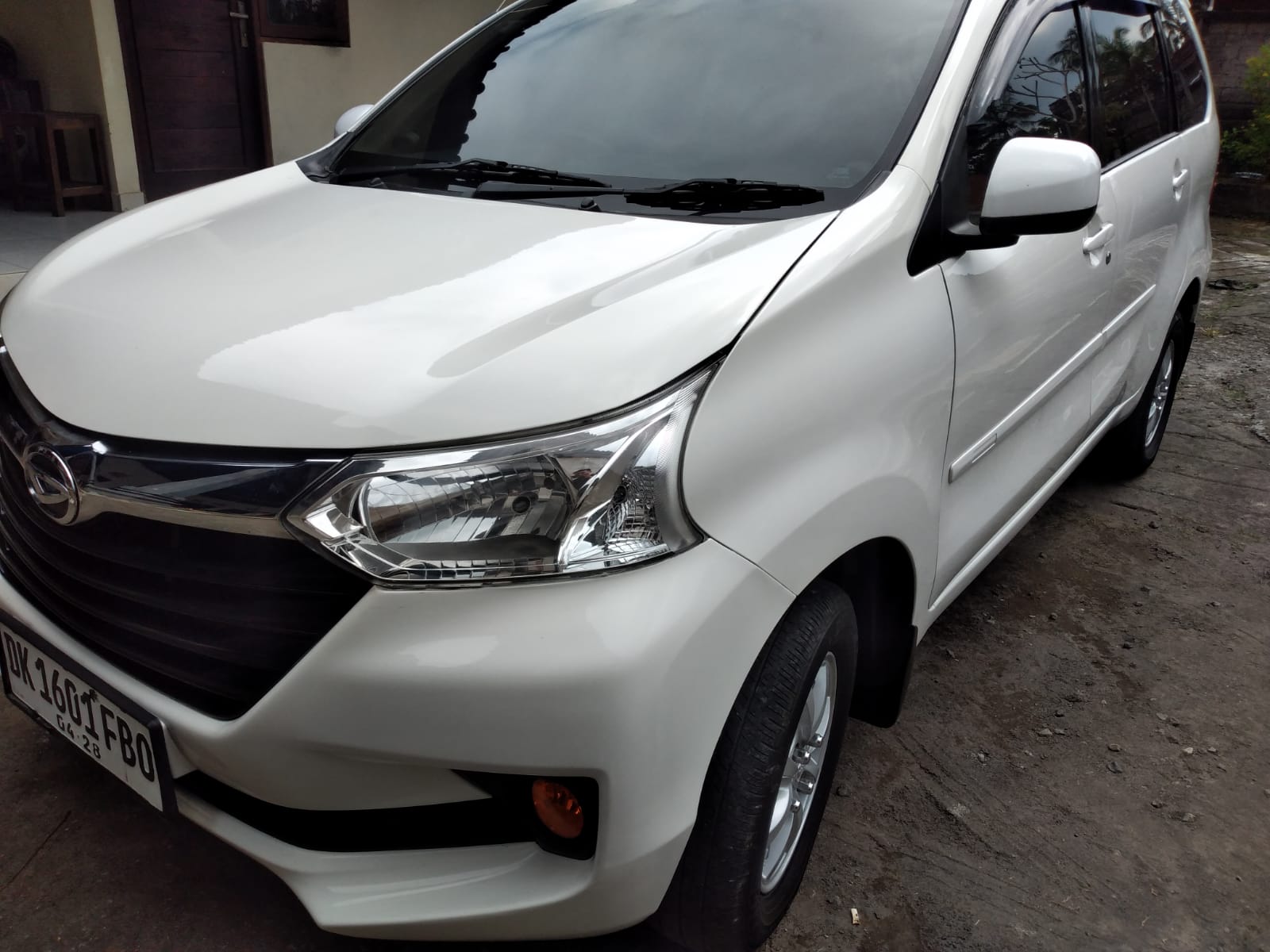 2016 Daihatsu Xenia Bekas 2016 Daihatsu Xenia Bekas