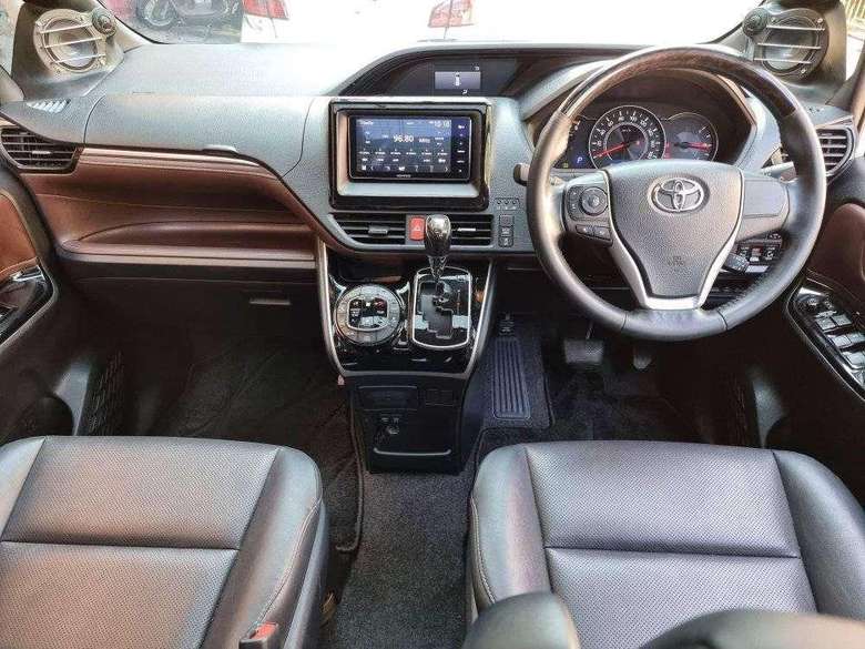 2018 Toyota Voxy 2018 Toyota Voxy