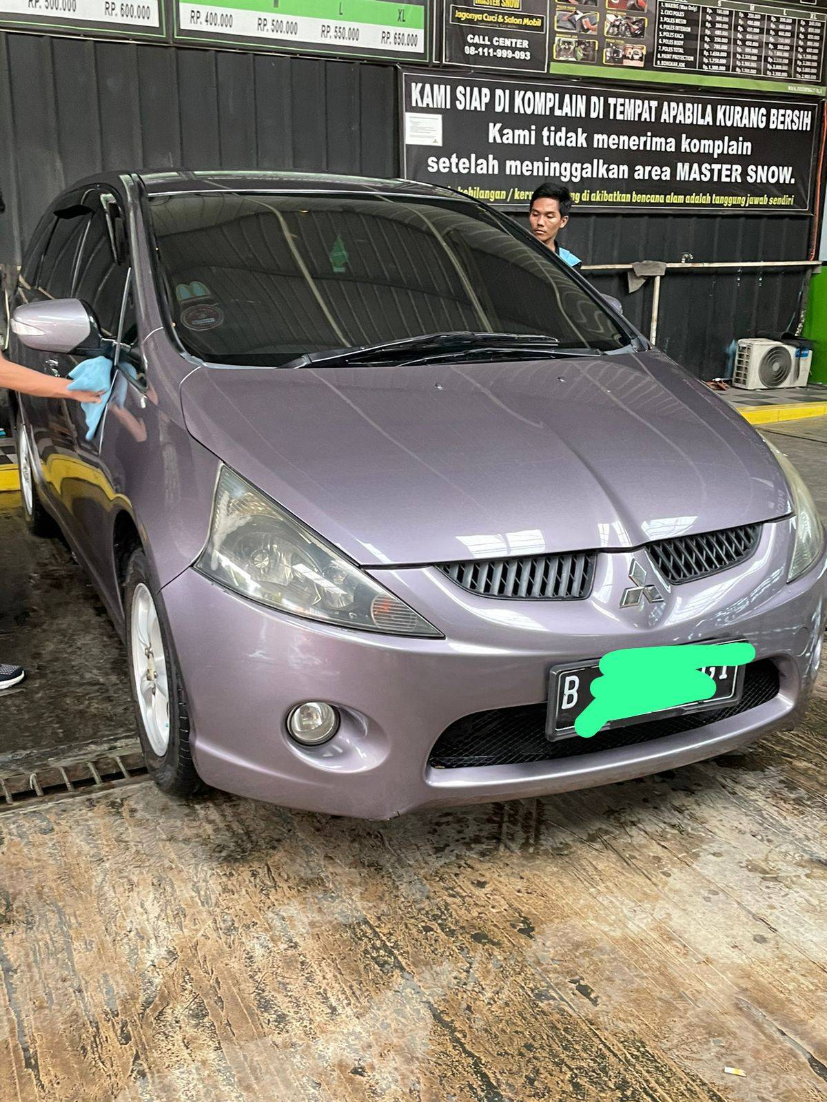 2005 Mitsubishi Grandis 2005 Mitsubishi Grandis