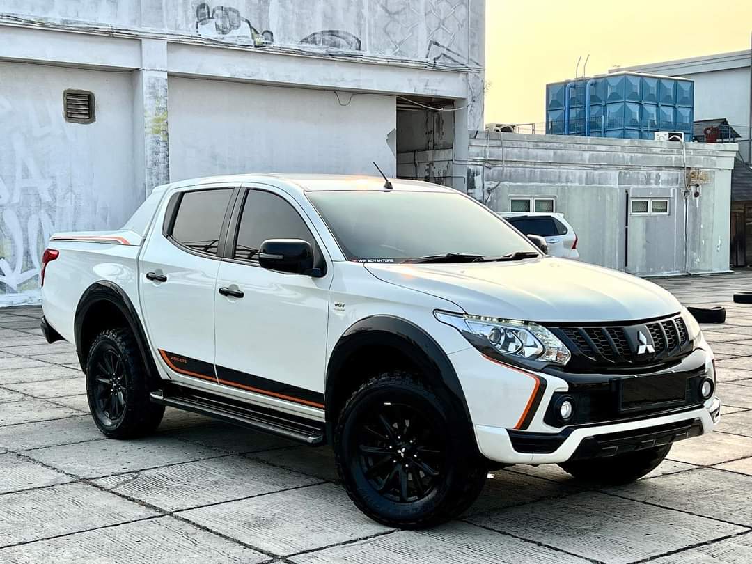 2018 Mitsubishi Triton  TRITON 2.5 4X4 ATHLETE 2018 Mitsubishi Triton  TRITON 2.5 4X4 ATHLETE