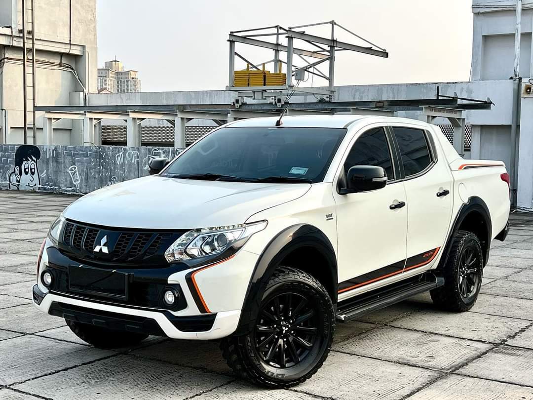 2018 Mitsubishi Triton  TRITON 2.5 4X4 ATHLETE 2018 Mitsubishi Triton  TRITON 2.5 4X4 ATHLETE