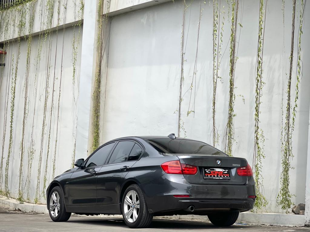 2015 BMW 3 Series Sedan 2015 BMW 3 Series Sedan