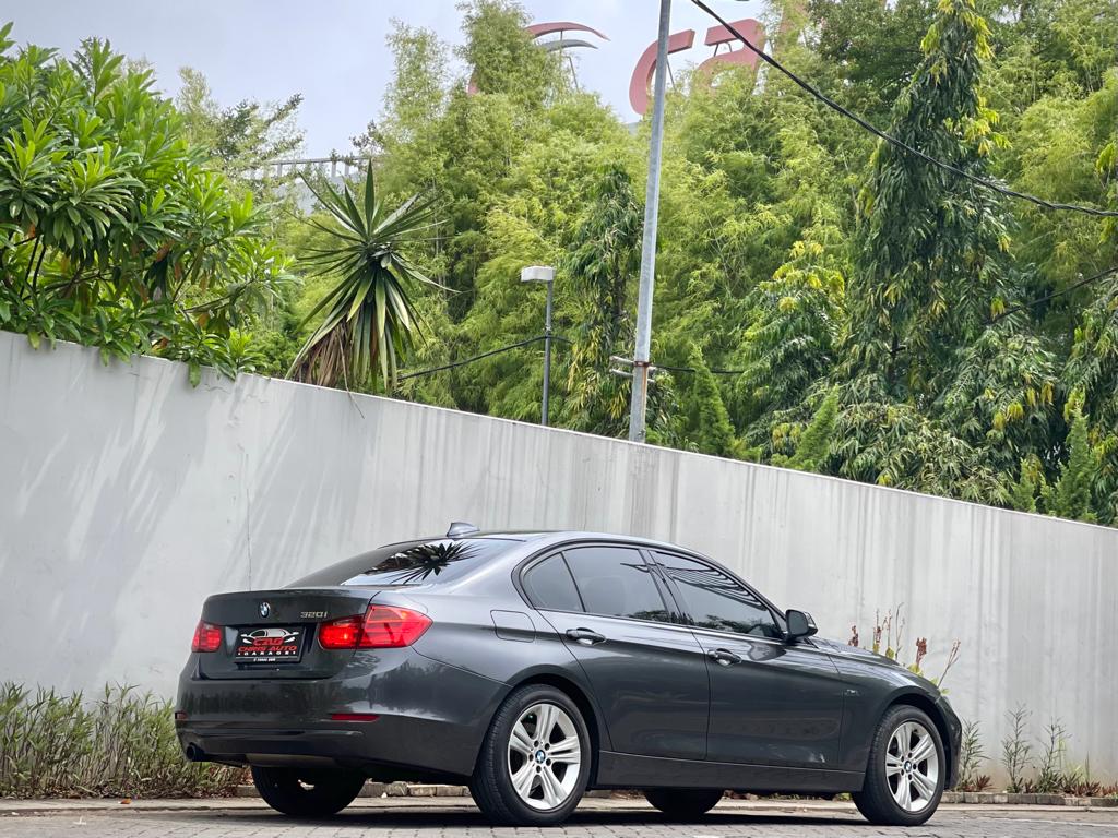 2015 BMW 3 Series Sedan 2015 BMW 3 Series Sedan