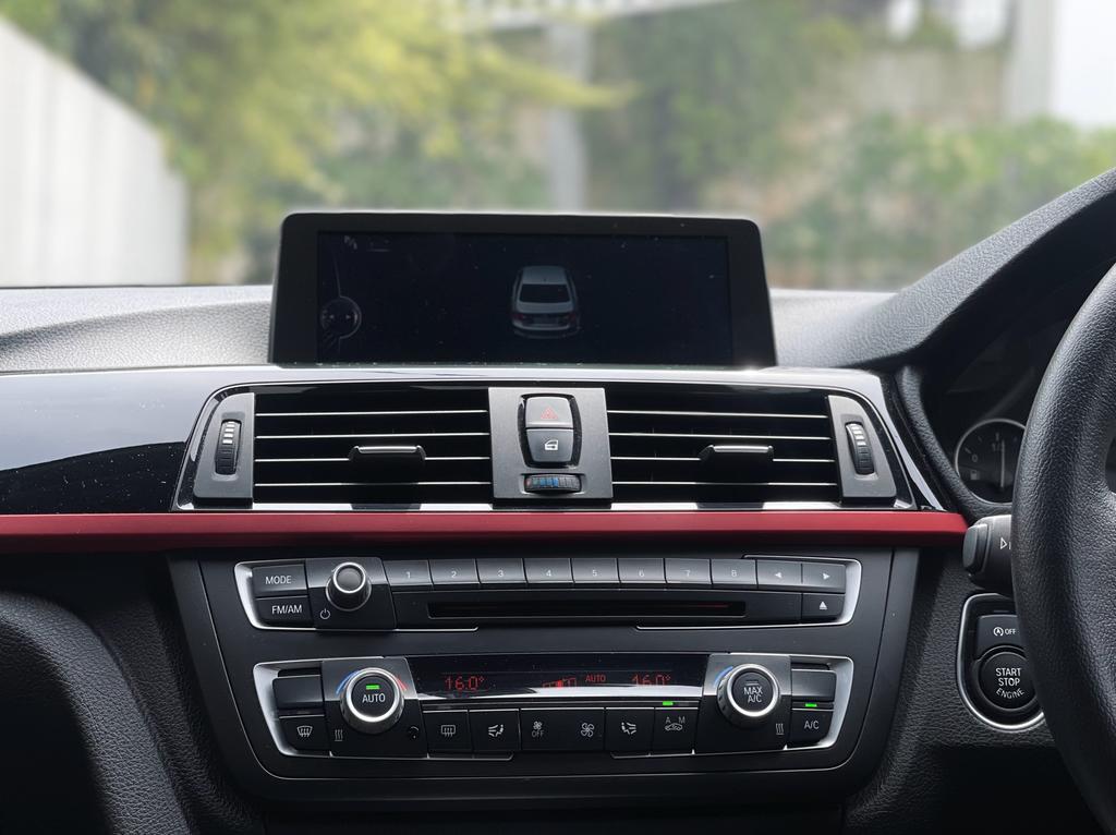 2015 BMW 3 Series Sedan 2015 BMW 3 Series Sedan