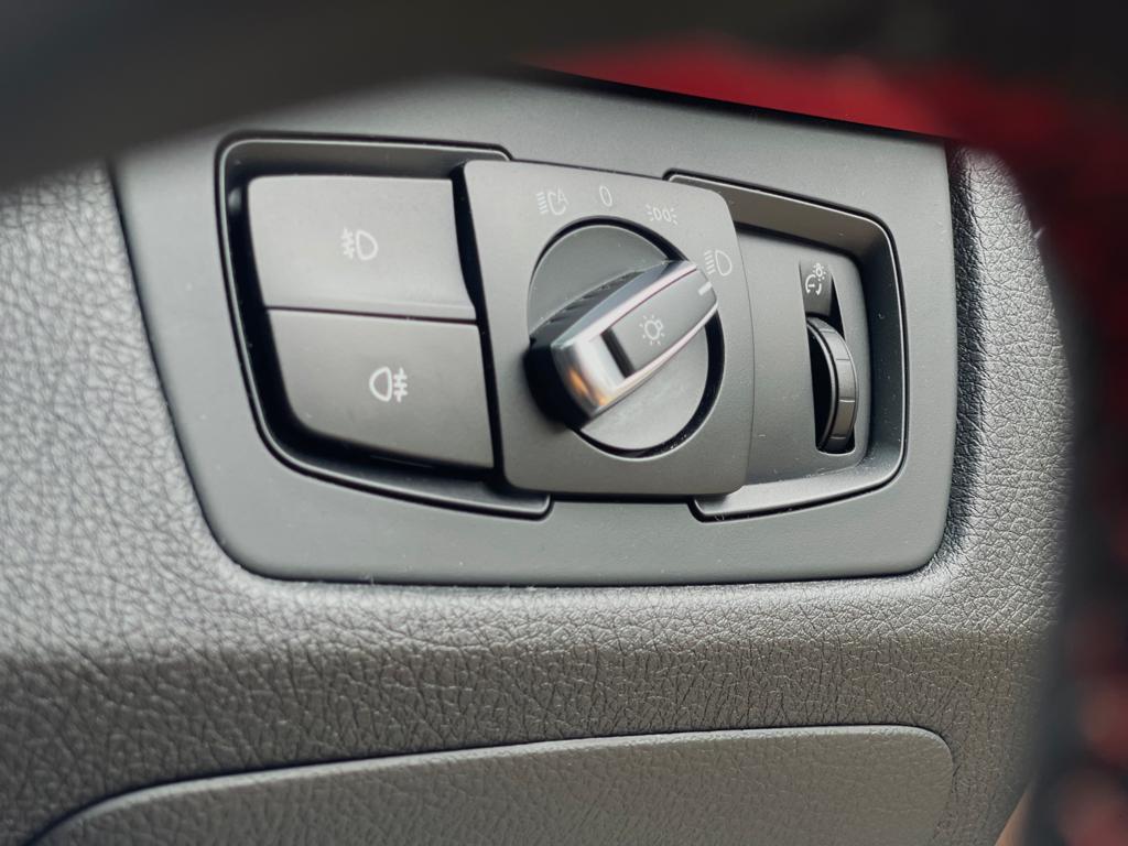 2015 BMW 3 Series Sedan 2015 BMW 3 Series Sedan