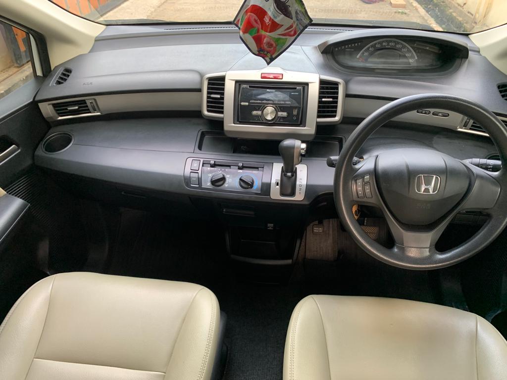 2014 Honda Freed 2014 Honda Freed