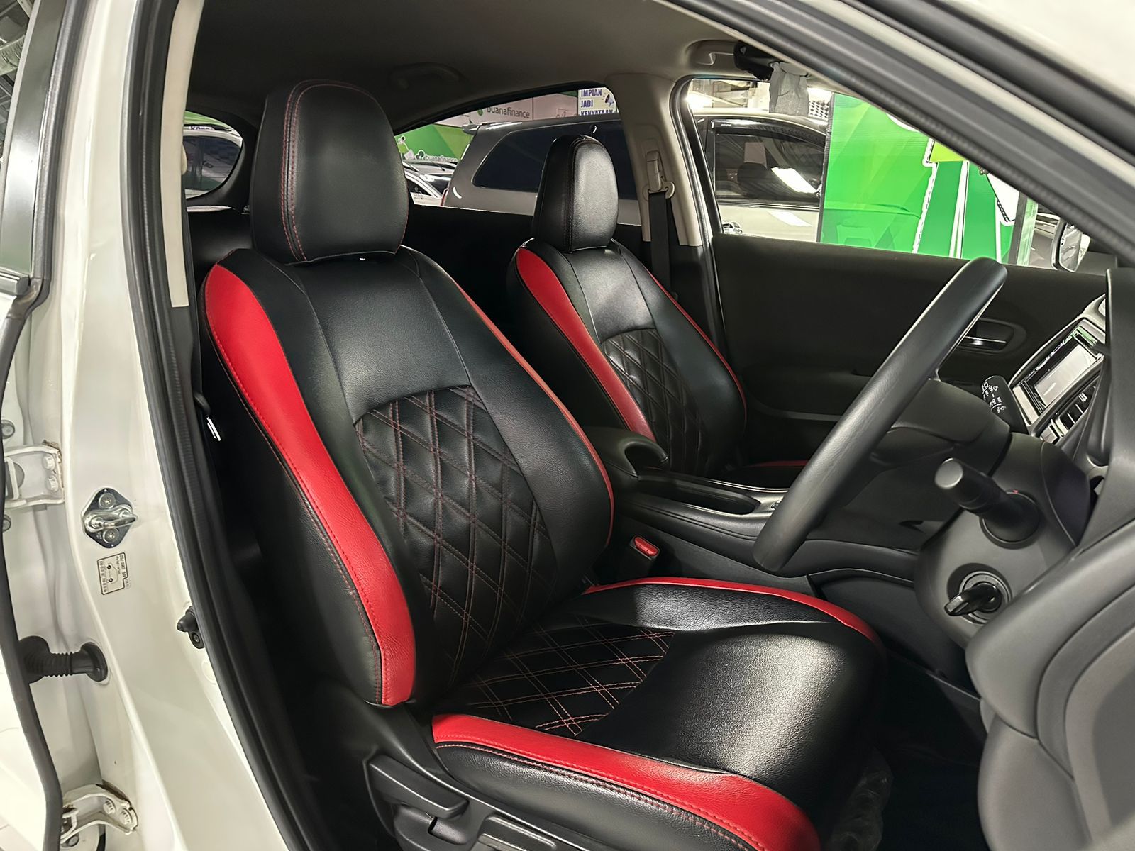 2018 Honda HRV  1.5L S MT 2018 Honda HRV  1.5L S MT