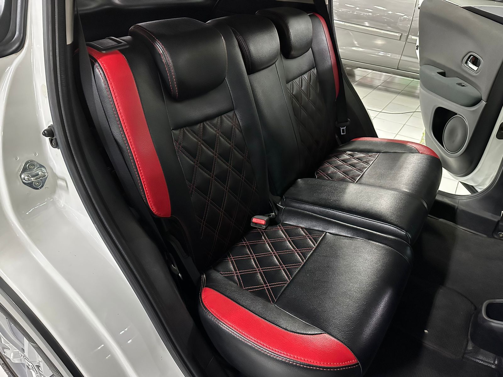 2018 Honda HRV  1.5L S MT 2018 Honda HRV  1.5L S MT