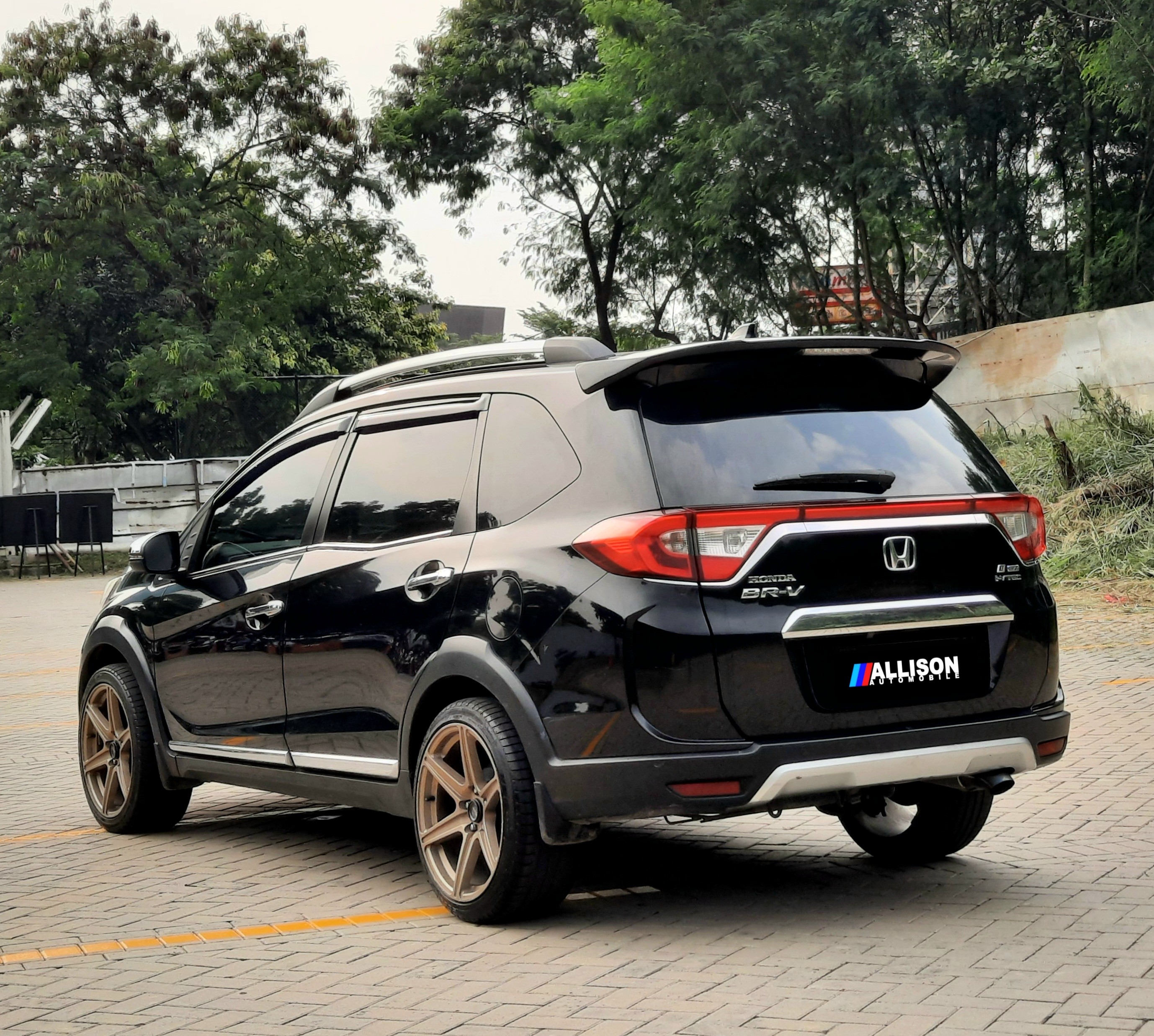 2016 Honda BRV  1.5 E CVT CKD 2016 Honda BRV  1.5 E CVT CKD