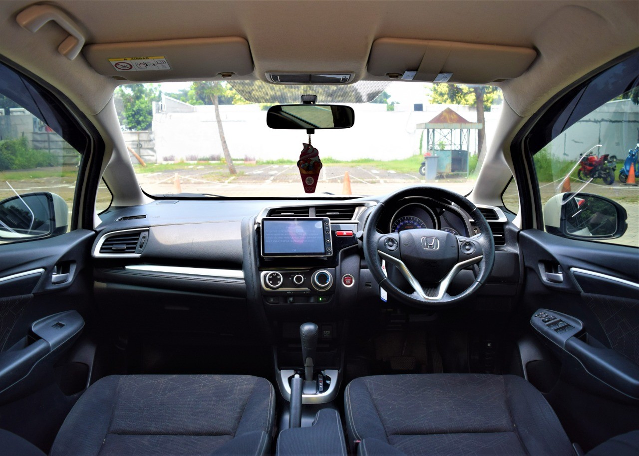 2017 Honda Jazz  RS CVT A/T 2017 Honda Jazz  RS CVT A/T